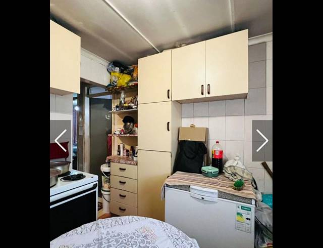 2 BEDROOM HOUSE FOR SALE IN TRENANCE MANOR